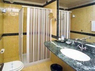 Hotel Dello Stretto Мессина Номер фото